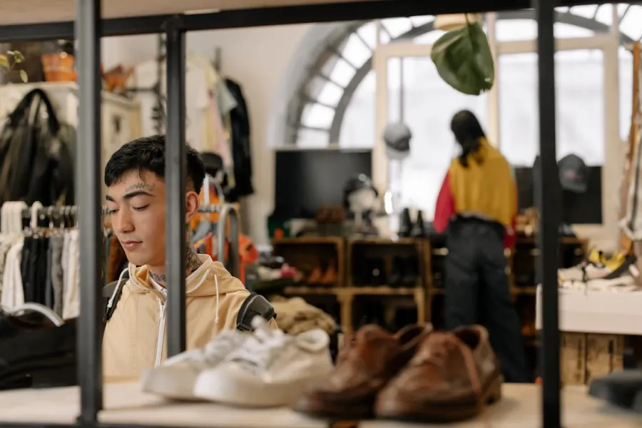 How to Shop Thrift for Style